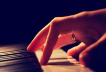 南宫28:气势如虹!巴萨近10场比赛赢9场,25年仍未尝一败.