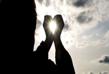 南宫28：阿森纳官方分享女足图集庆祝晋级欧冠四强：2251.